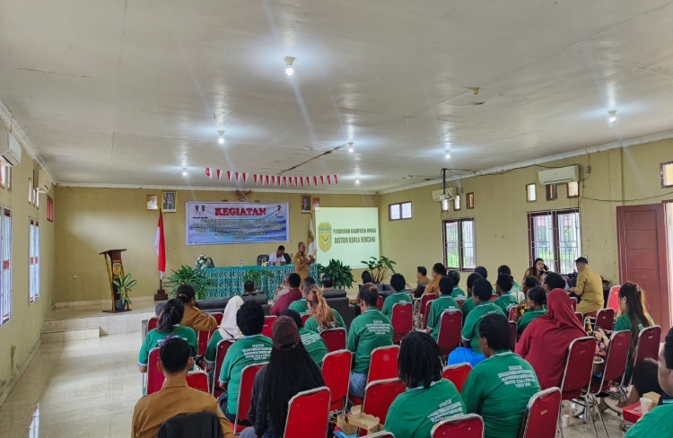 Distrik Kuala Kencana Perkuat Peran Keluarga untuk Mewujudkan SDM Berkualitas dan Berdaya Saing