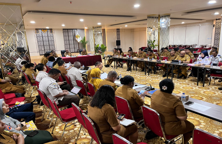 Wakil Bupati Pimpin Rapat Monitoring dan Evaluasi Realisasi Fisik dan Keuangan OPD