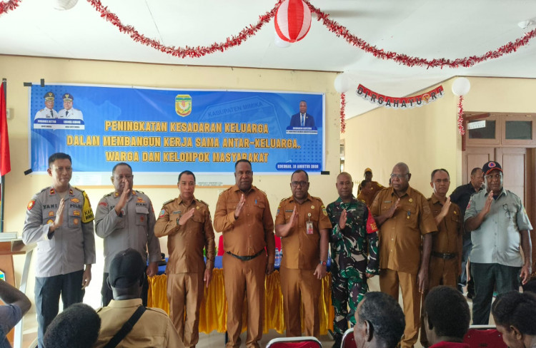Setda Mimika Perkuat Peran Keluarga dan Kebersamaan Masyarakat di Mimika Barat