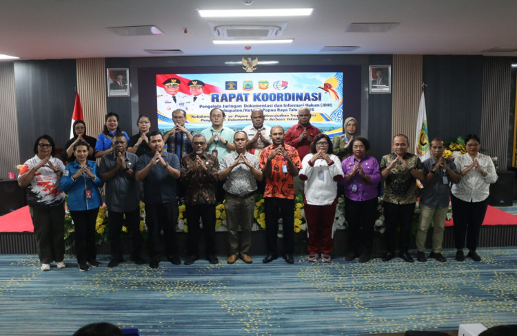 PEMKAB MIMIKA GELAR RAKOR JDIH SE-PAPUA RAYA, DORONG TRANSFORMASI DOKUMENTASI HUKUM BERBASIS TEKNOLOGI